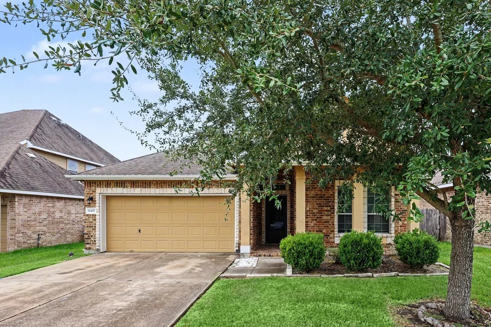 Unit for sale at 8307 Mandalay Bay Drive, Baytown, TX 77523