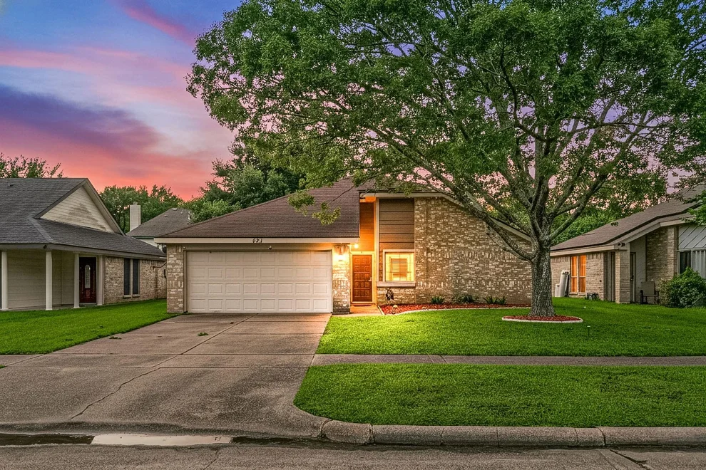 Unit for sale at 327 Brompton Court, Highlands, TX 77562