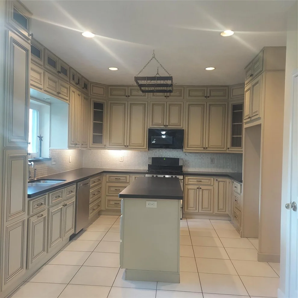 Unit for sale at 6827 Trimstone Drive, Pasadena, TX 77505