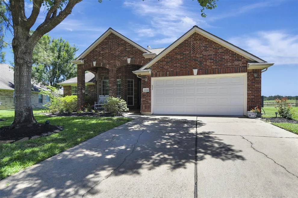 Unit for sale at 10334 Linden Springs Drive, Houston, TX 77095