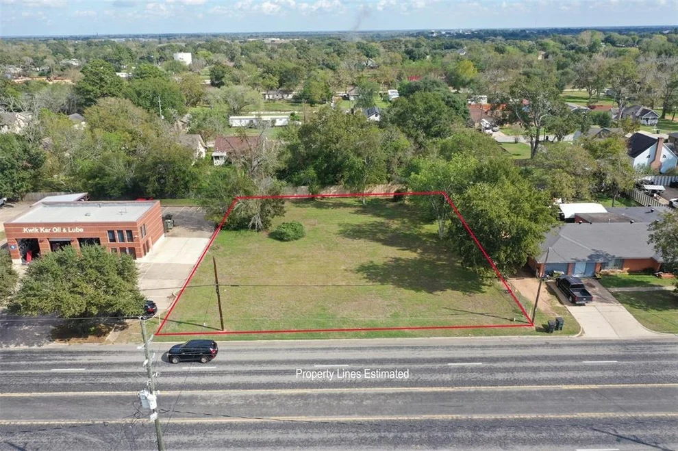 Unit for sale at 902 Meyer, Sealy, TX 77474