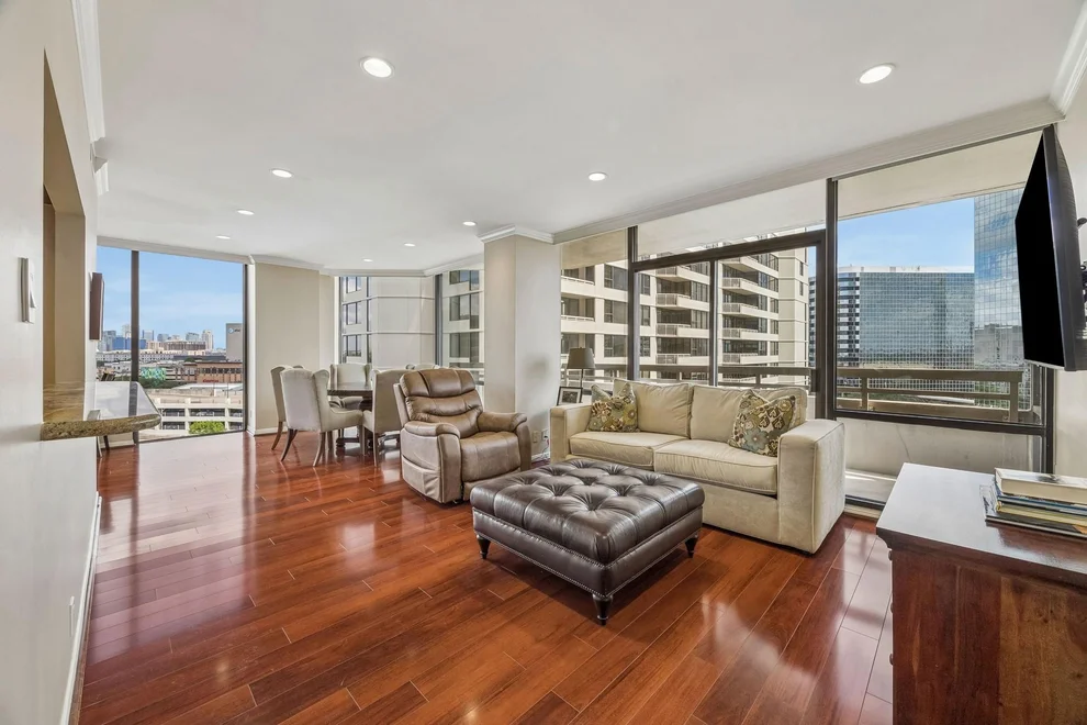 Unit for sale at 15 Greenway Plaza, Houston, TX 77046