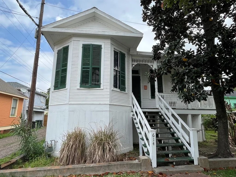 Unit for sale at 614 18th Street, Galveston, TX 77550