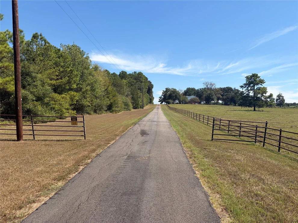 Unit for sale at 0000 Mocking Bird Lane, Plantersville, TX 77363