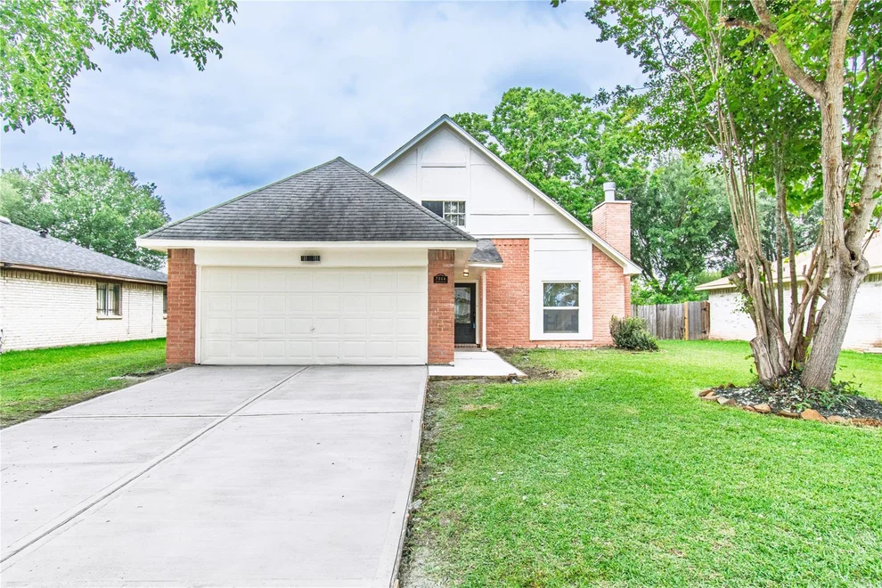 Unit for sale at 7514 Glenbriar Place, Houston, TX 77489