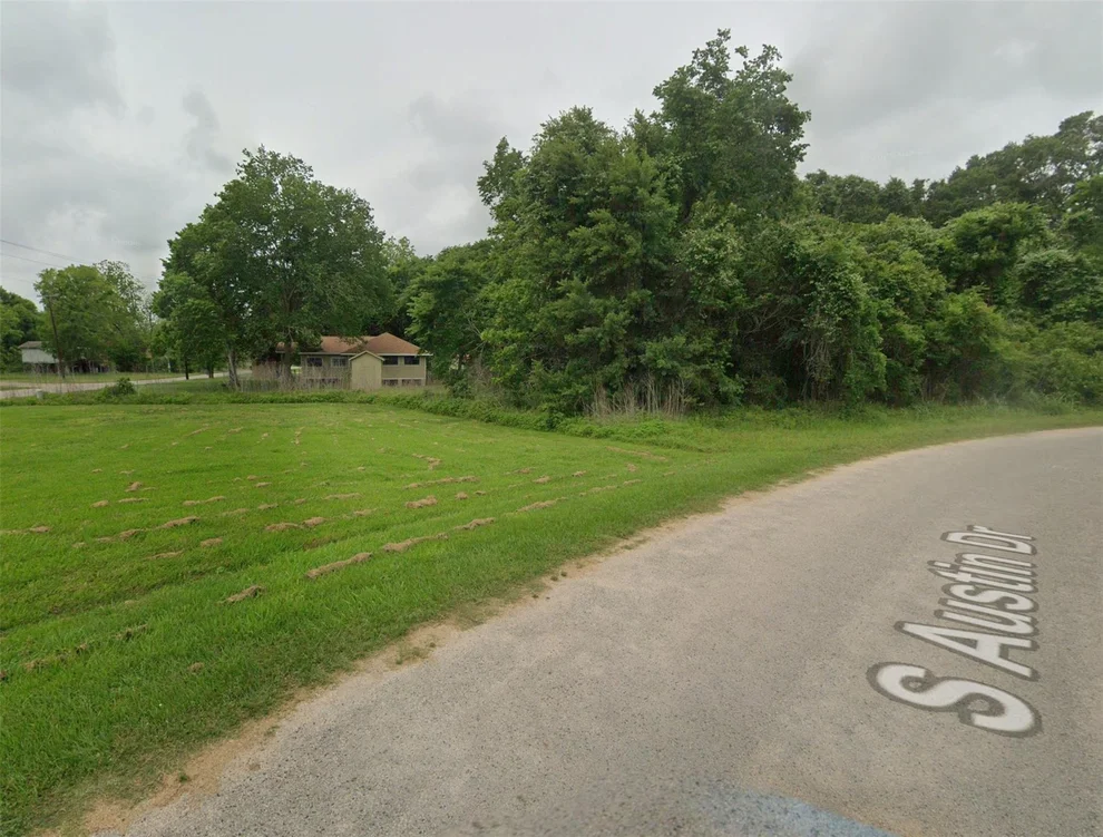 Unit for sale at 0 S Austin Drive, Angleton, TX 77515