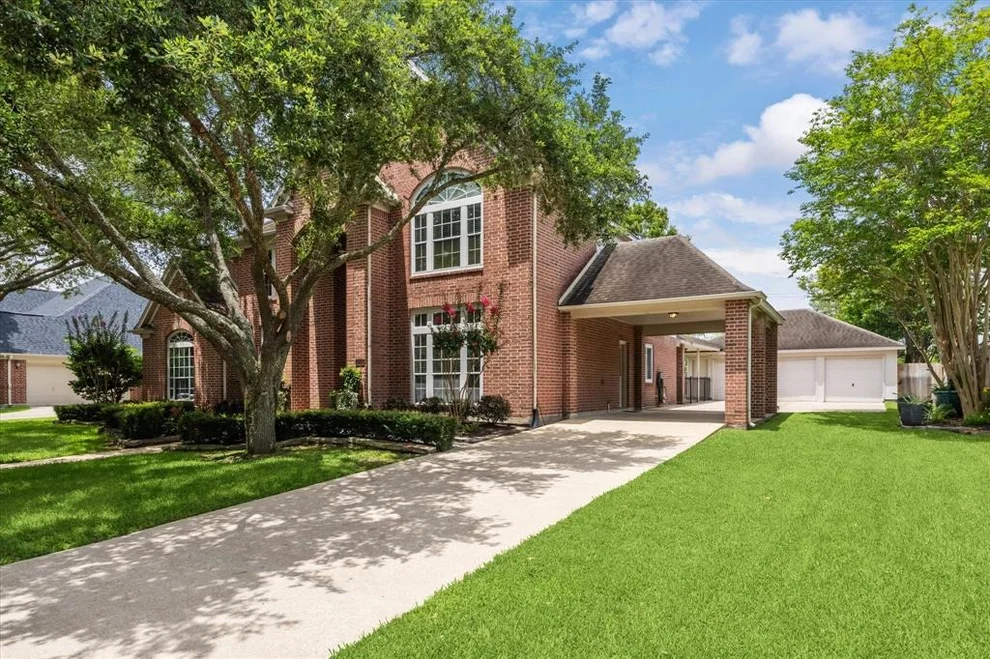 Unit for sale at 3003 Cedar Ridge Trail, Friendswood, TX 77546