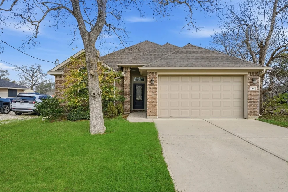 Unit for sale at 317 S Idaho Street, La Porte, TX 77571