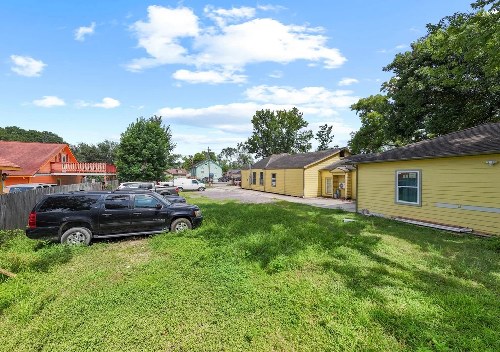 Unit for sale at 0 Appleton St, Houston, TX 77022