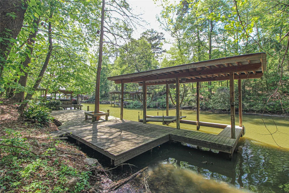 Unit for sale at 638 Big Lake Dr, Livingston, TX 77351