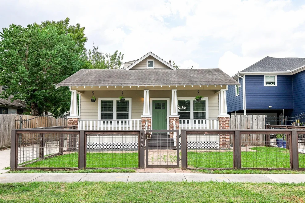 Unit for sale at 1307 Walton Street, Houston, TX 77009