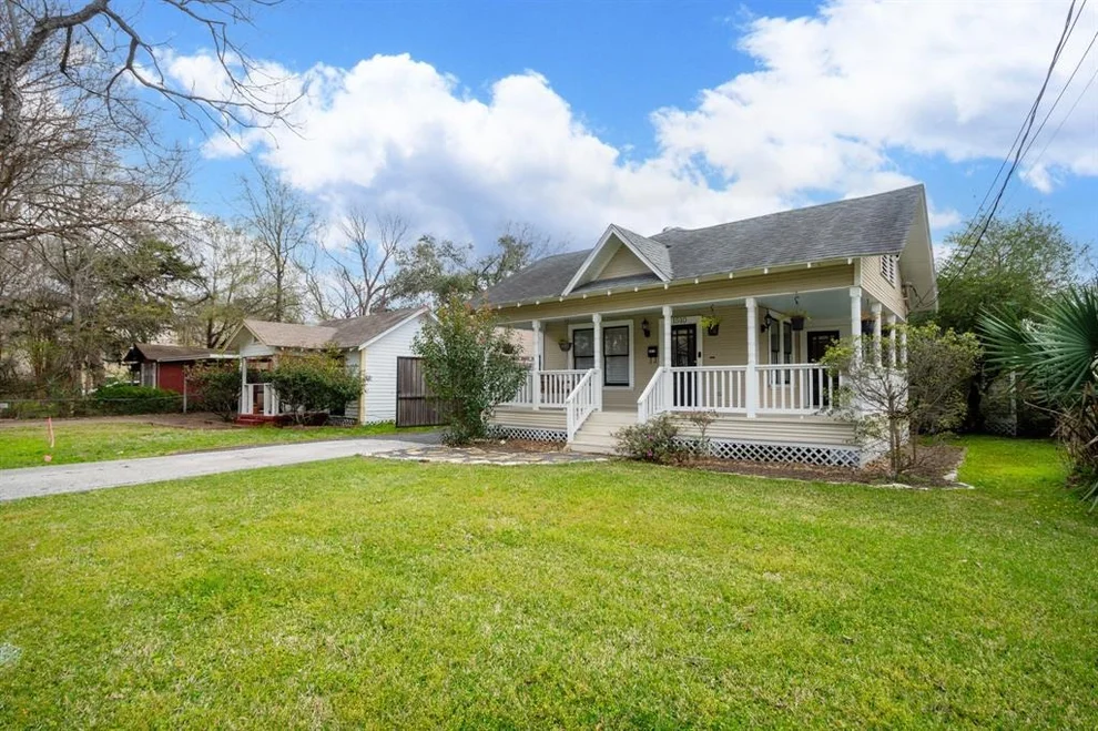 Unit for sale at 1510 W 21st Street, Houston, TX 77008