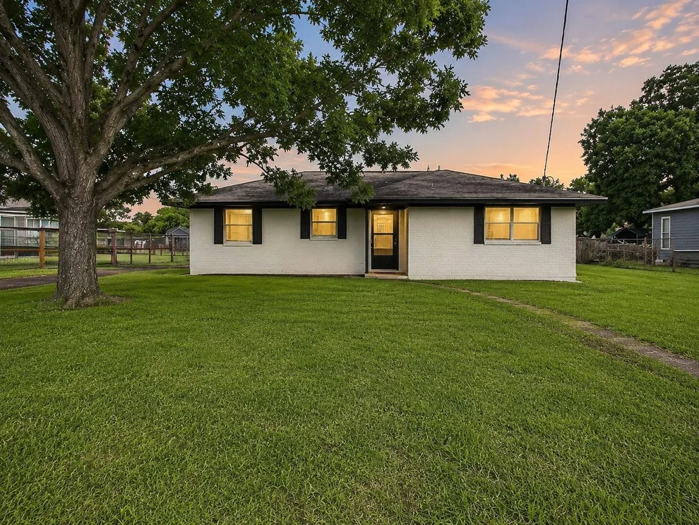Unit for sale at 3506 W Cedar Bayou Lynchburg Road, Baytown, TX 77521