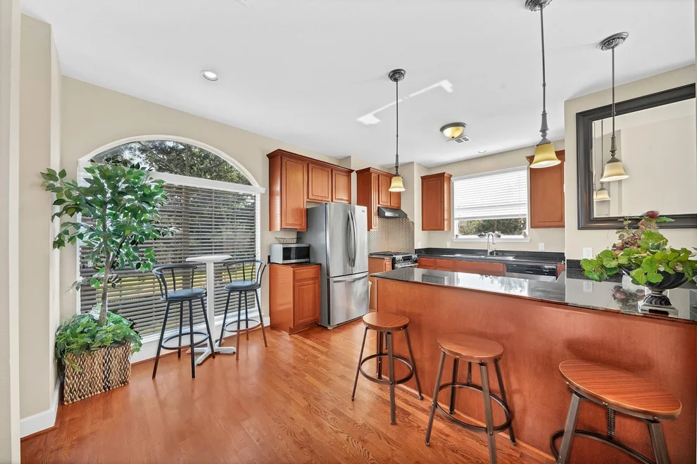 Unit for sale at 5206 Petty Street, Houston, TX 77007