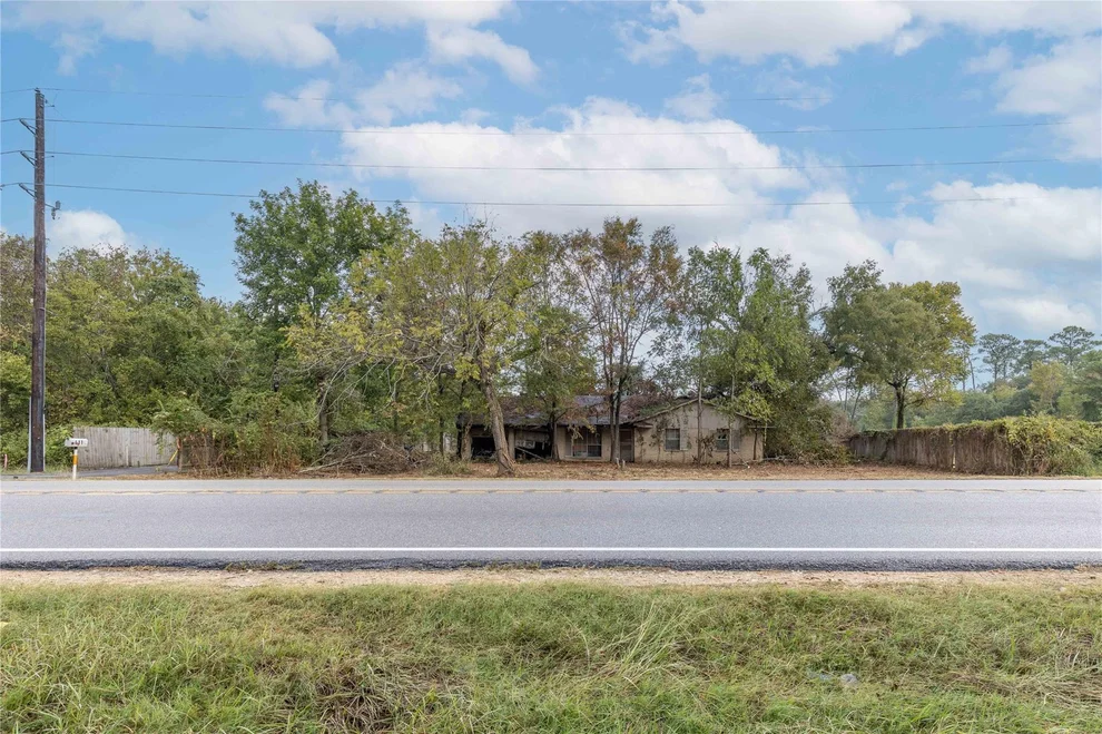 Unit for sale at 615 Cove Road, Baytown, TX 77523