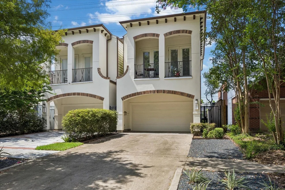 Unit for sale at 2122 Banks Street, Houston, TX 77098