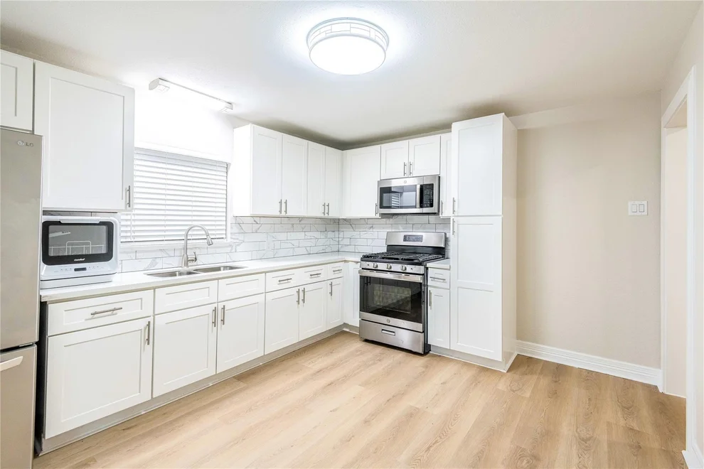 Unit for sale at 1315 Scott Street, La Marque, TX 77568