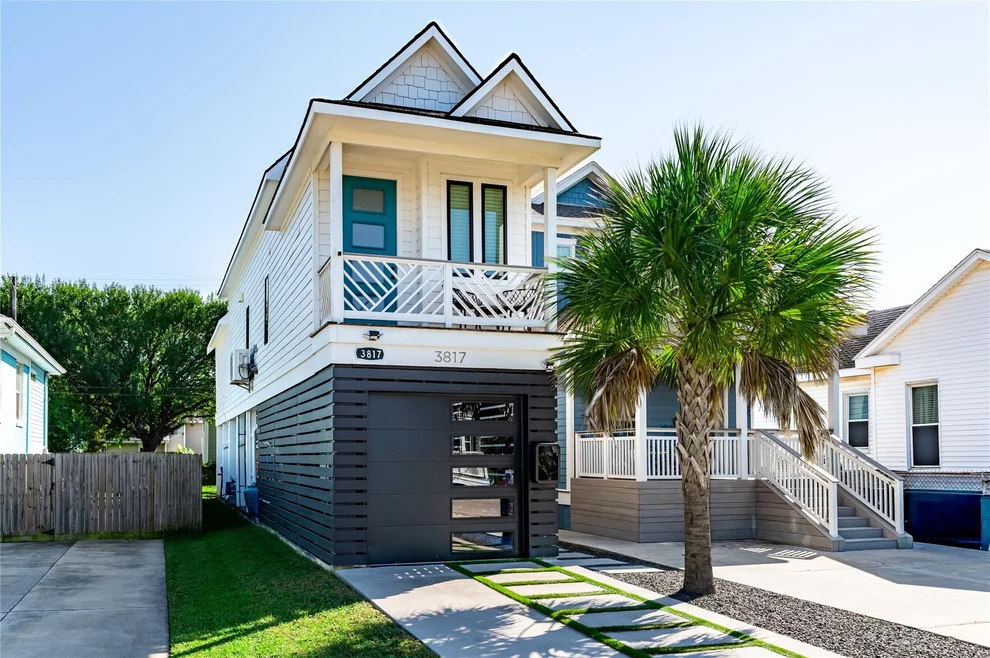 Unit for sale at 3817 Ave R, Galveston, TX 77550
