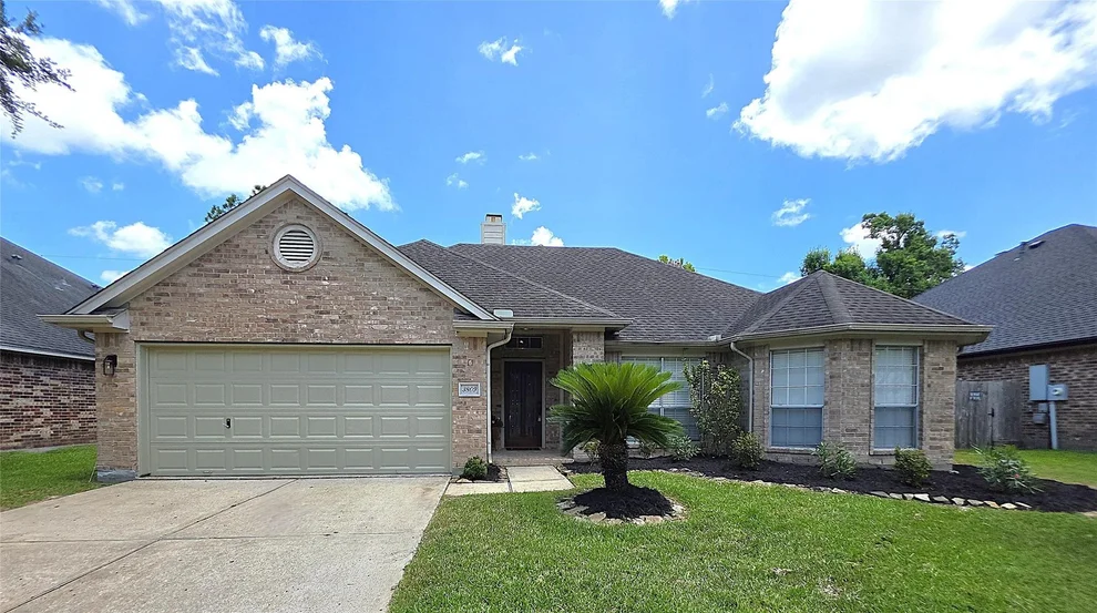 Unit for sale at 3809 Kimberly Drive, Pearland, TX 77581