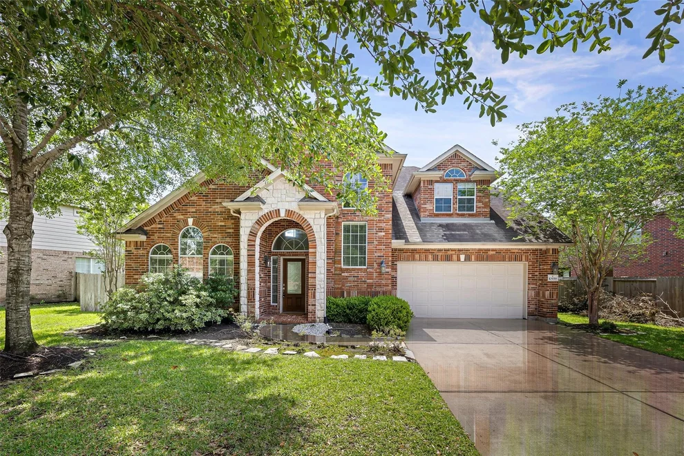 Unit for sale at 10939 Dermott Ridge Drive, Richmond, TX 77406