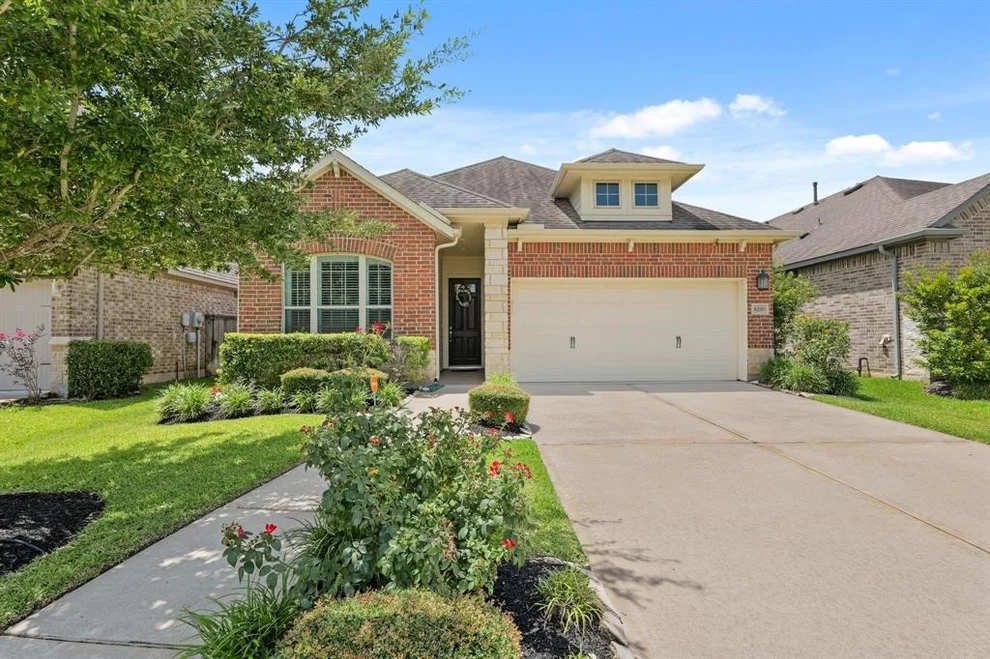 Unit for sale at 8210 Silverspot Lane, Missouri City, TX 77459