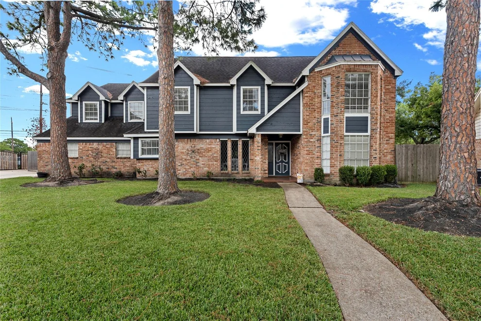 Unit for sale at 1710 Durfey Lane, Katy, TX 77449