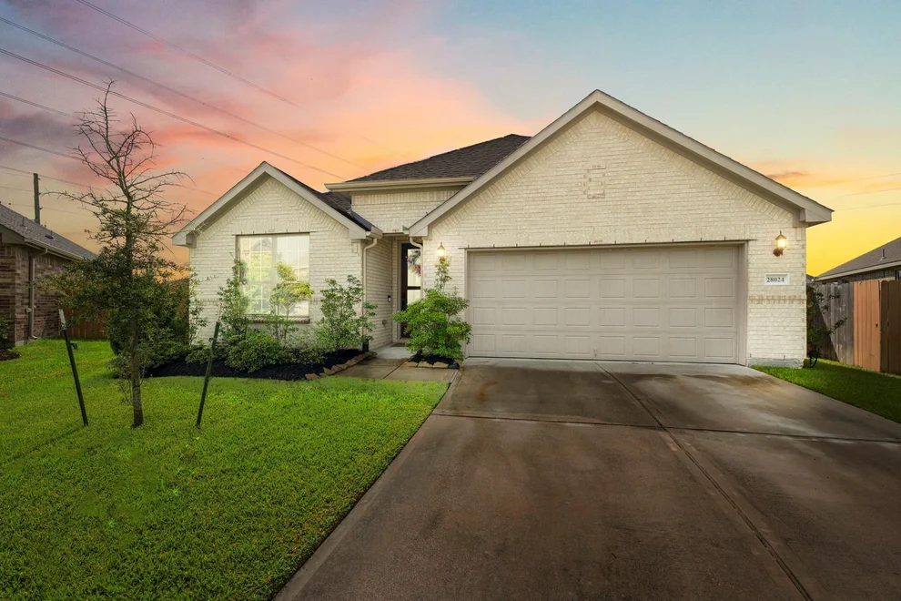 Unit for sale at 28024 Lone Hollow Lane, Spring, TX 77386