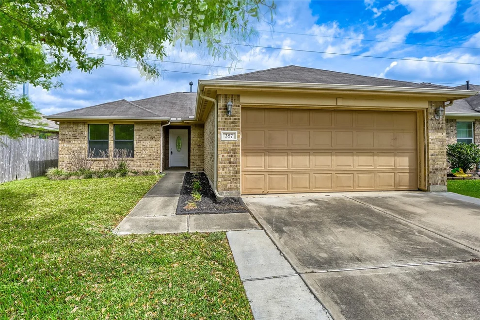 Unit for sale at 387 De Coster Boulevard, Alvin, TX 77511