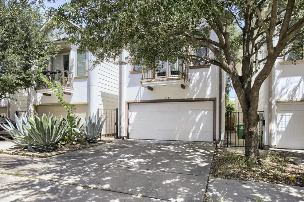 Unit for sale at 1814 Edwards Street, Houston, TX 77007