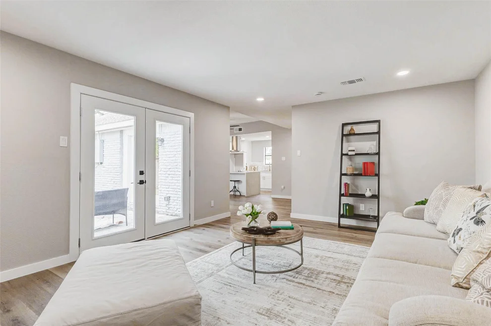 Unit for sale at 5634 Cerritos Drive, Houston, TX 77035