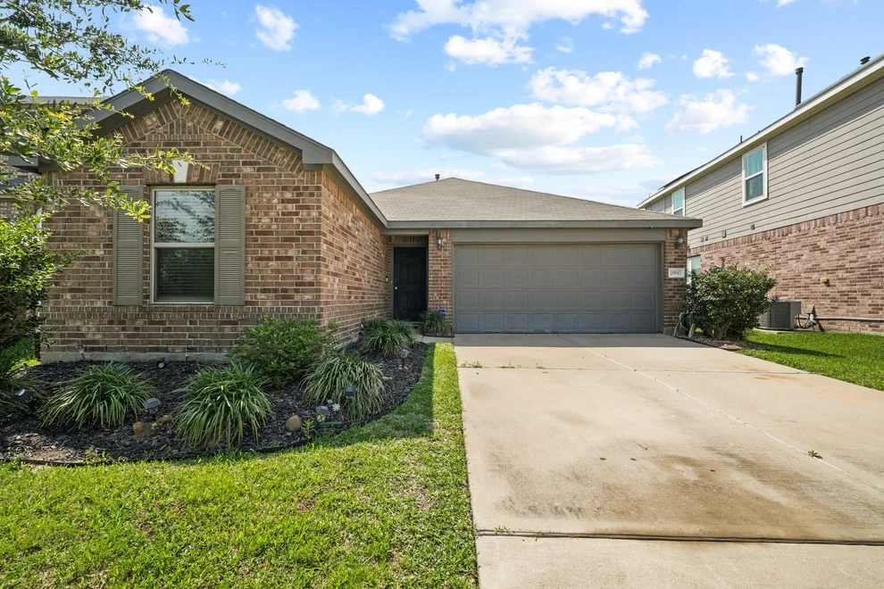 Unit for sale at 20943 Westfield Grove Place, Katy, TX 77449