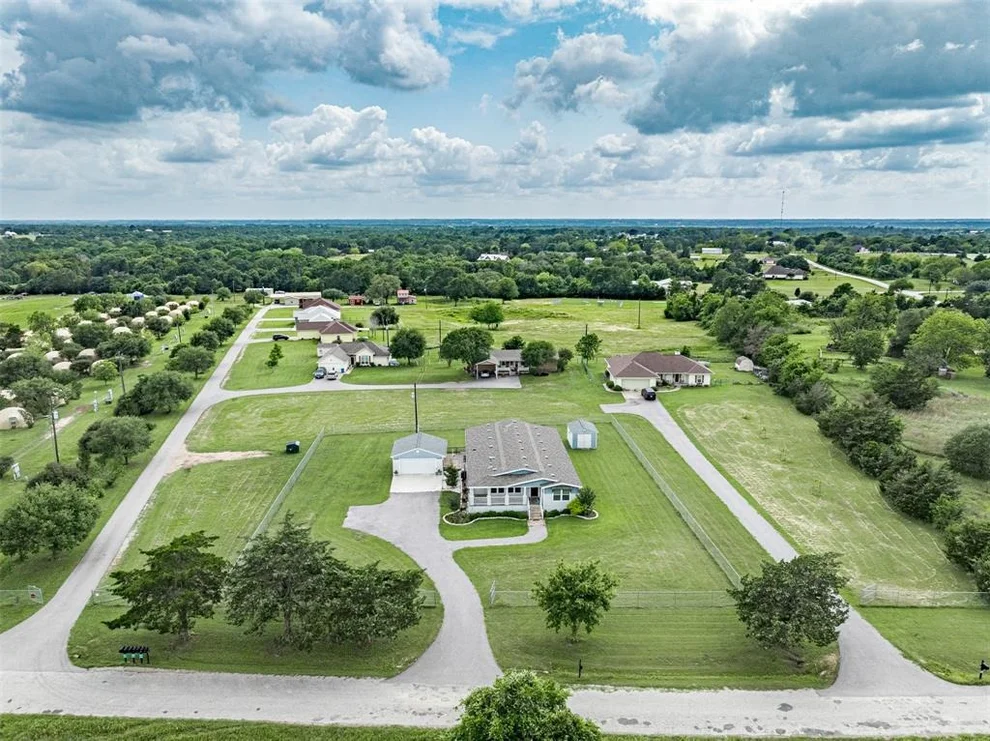 Unit for sale at 305-335 O'malley Road, Brenham, TX 77833