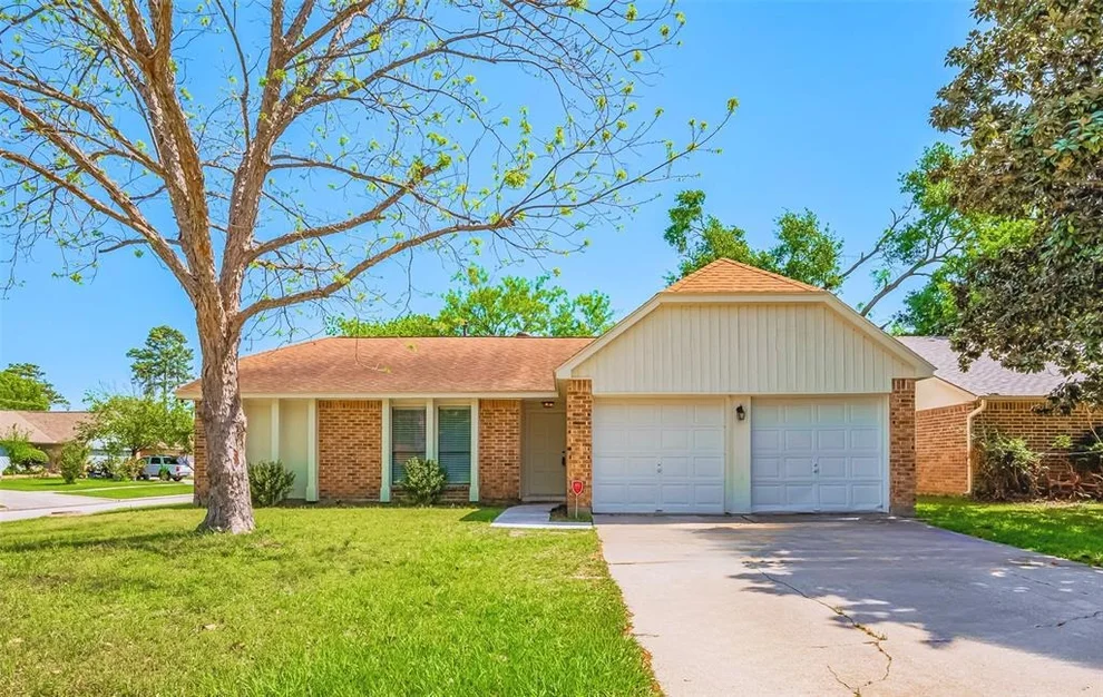 Unit for sale at 24226 Spring Towne Drive, Spring, TX 77373