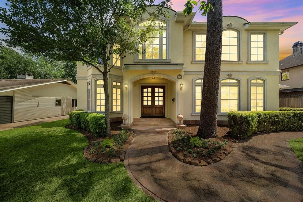 Unit for sale at 434 E Gaywood Drive, Houston, TX 77079