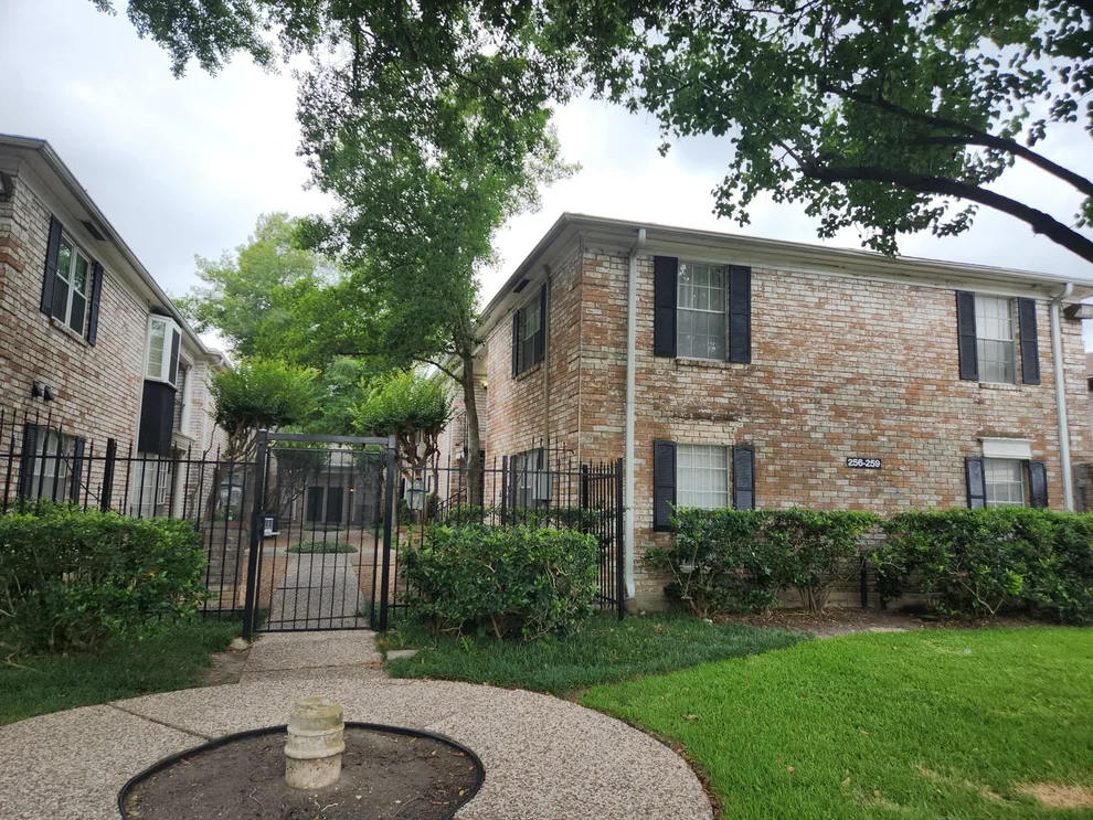 Unit for sale at 7900 Westheimer Road, Houston, TX 77063