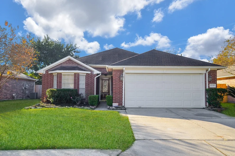 Unit for sale at 17039 Clan Macgregor Drive, Houston, TX 77084