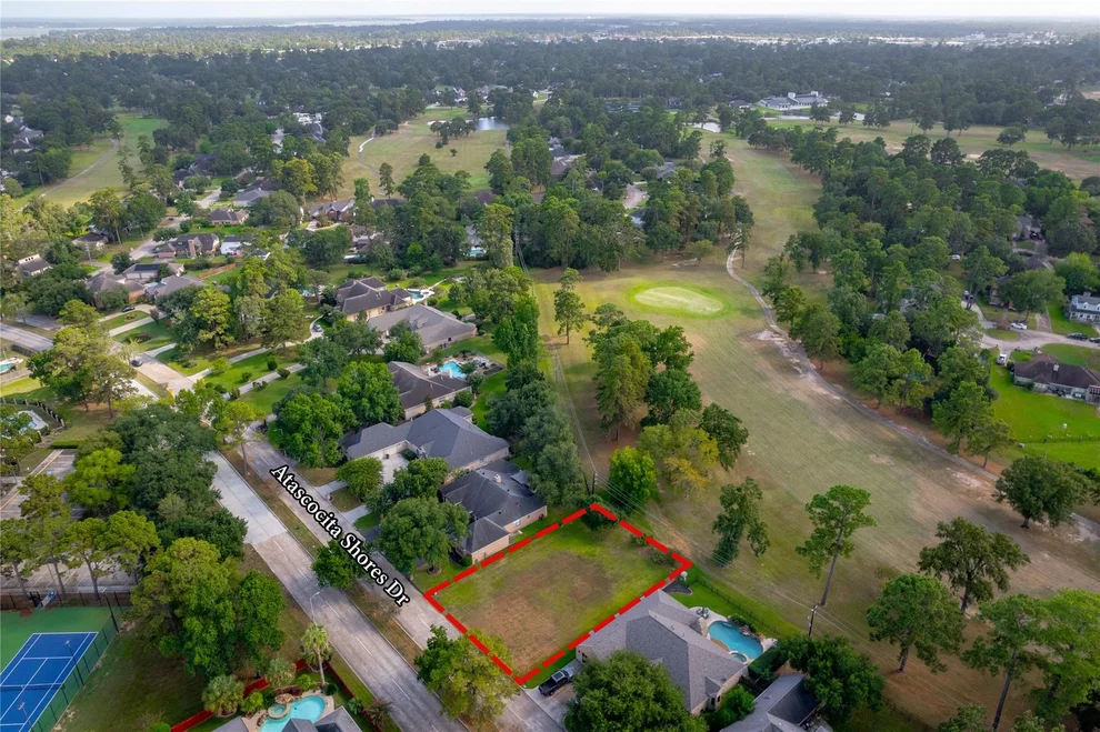 Unit for sale at 20715 Atascocita Shores Drive, Humble, TX 77346