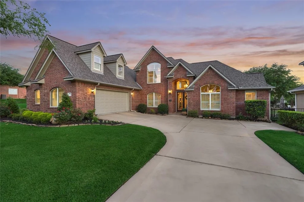Unit for sale at 26 Greenview Street, Montgomery, TX 77356