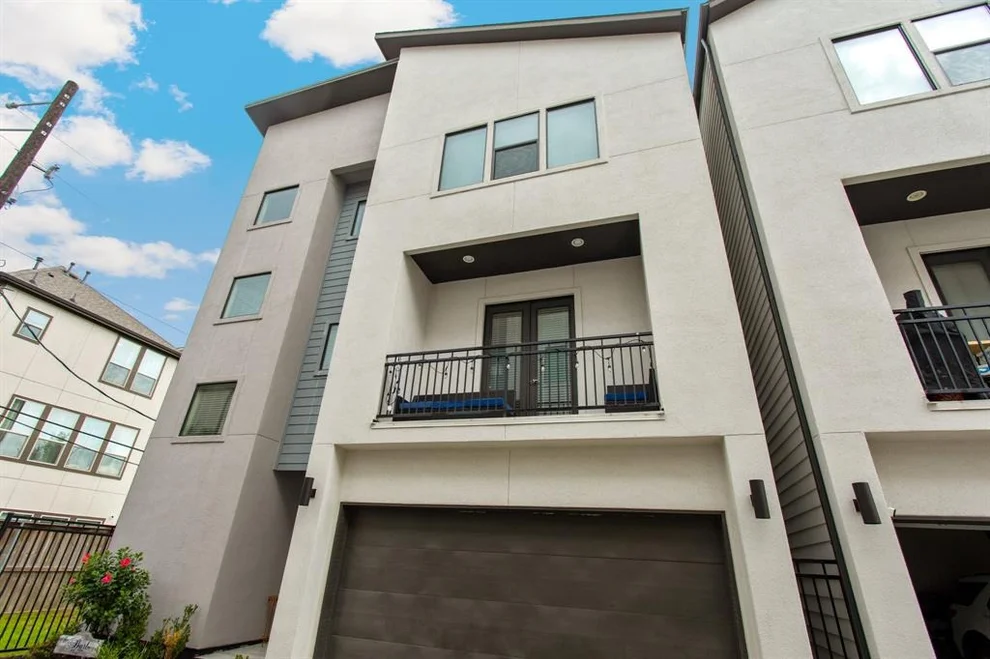 Unit for sale at 10806 Warwana Road, Houston, TX 77043