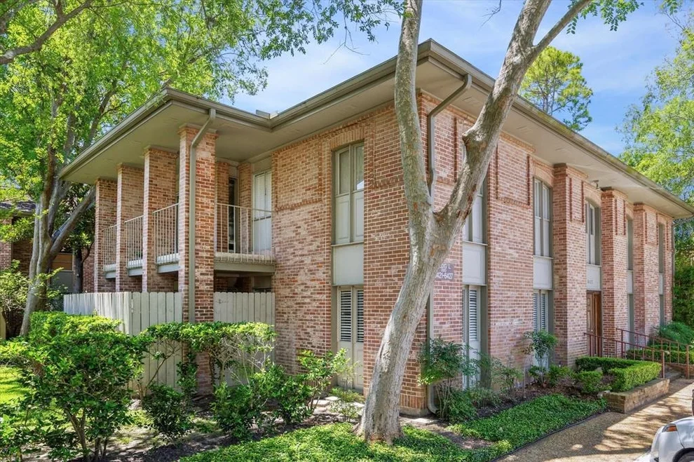 Unit for sale at 6421 Bayou Glen Road, Houston, TX 77057