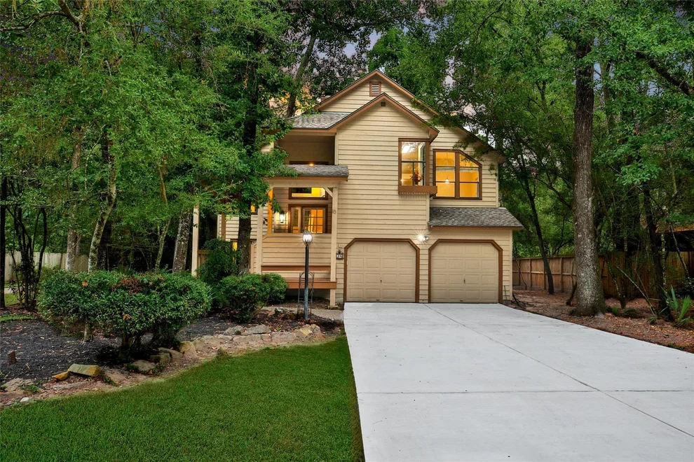 Unit for sale at 34 W Trace Creek Drive, The Woodlands, TX 77381