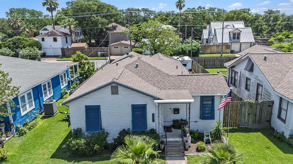 Unit for sale at 1406 Bowie Drive, Galveston, TX 77551
