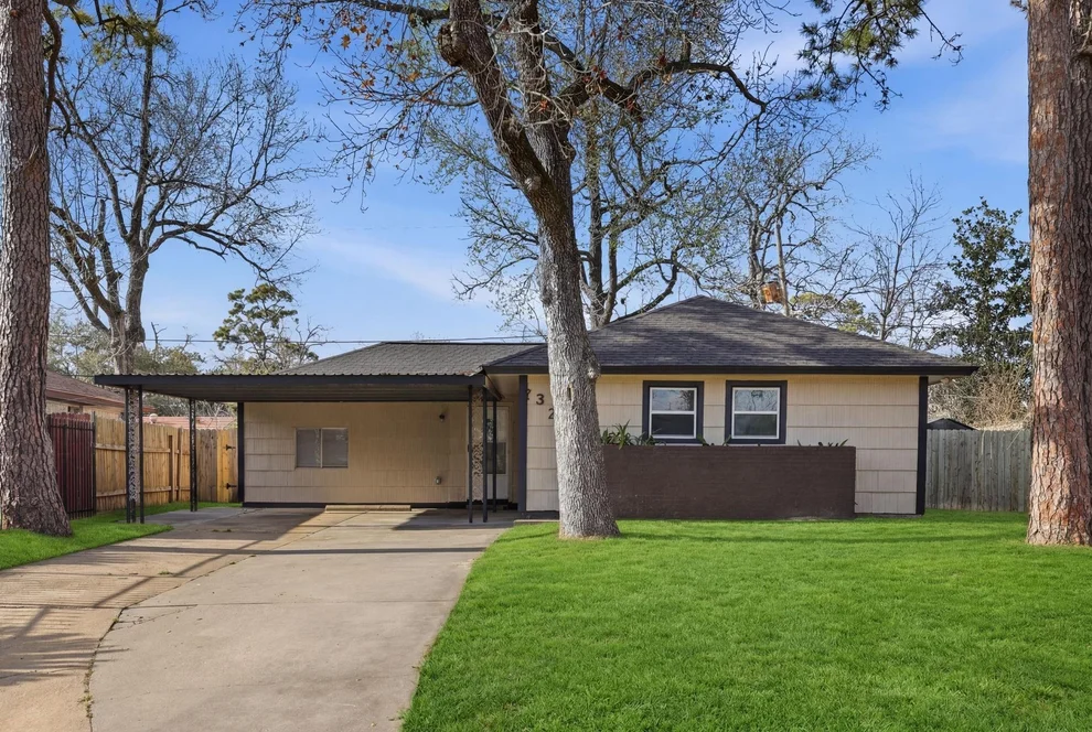 Unit for sale at 7321 Wiley Road, Houston, TX 77016