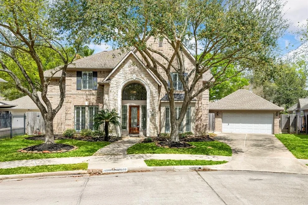 Unit for sale at 8610 Concerto Circle, Houston, TX 77040