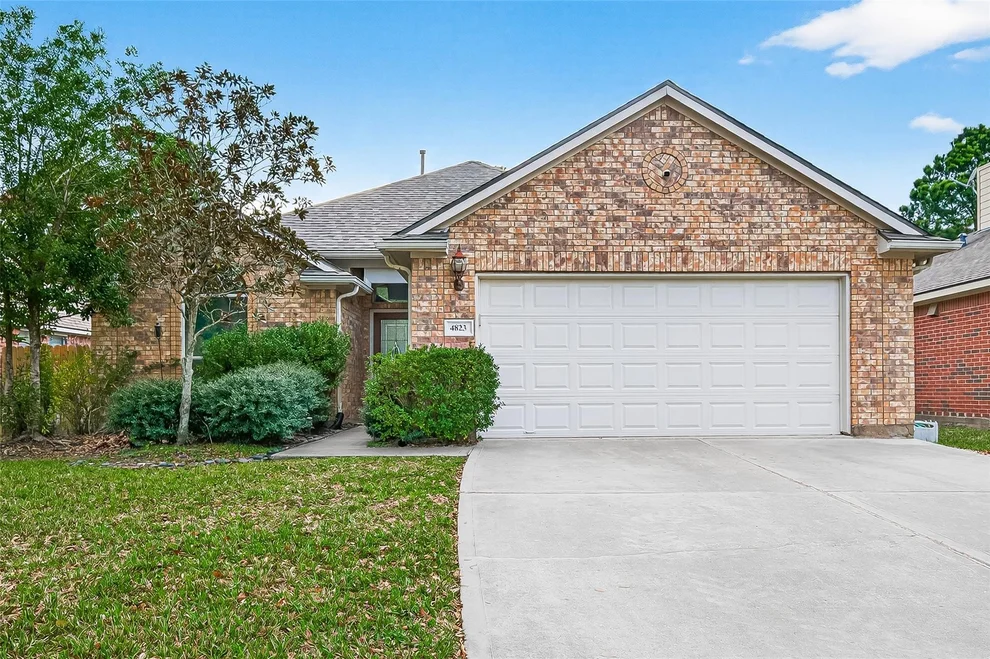 Unit for sale at 4823 Grand Chateau Lane, Houston, TX 77084