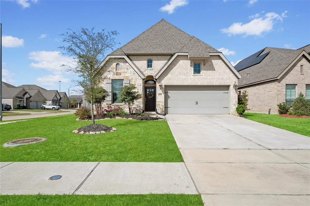 Unit for sale at 19803 Blue Roan Drive, Tomball, TX 77377