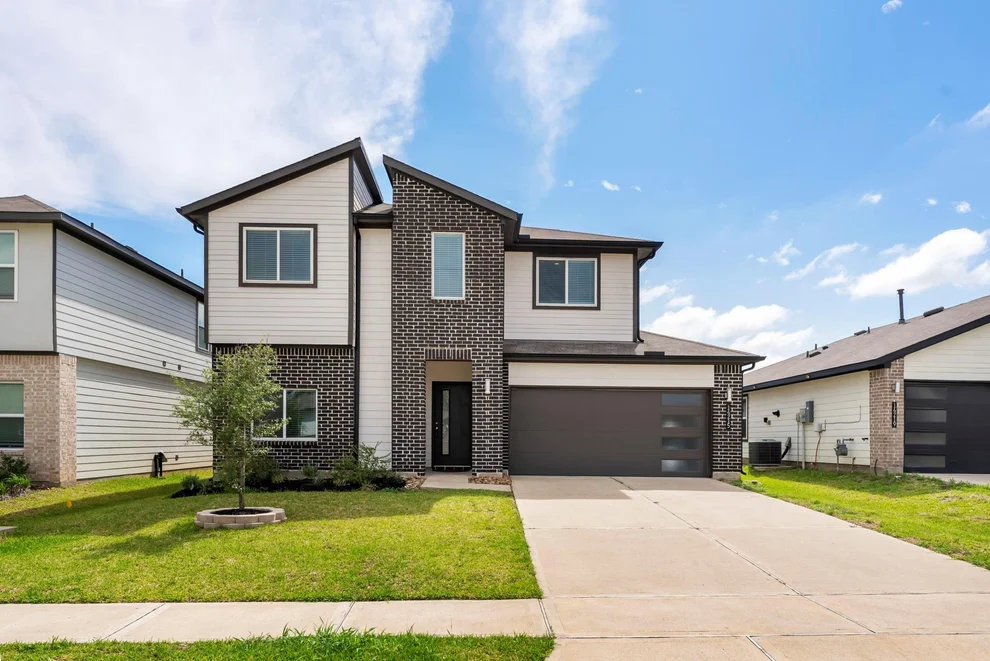 Unit for sale at 14215 Black Canyon Lane, Conroe, TX 77384