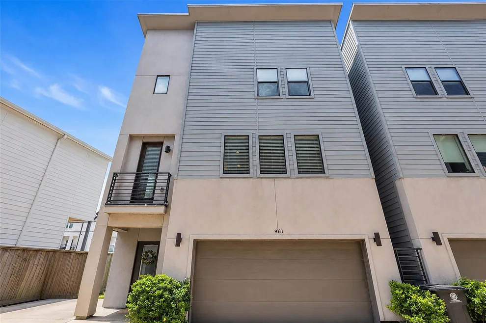 Unit for sale at 961 Saint Augustine Street, Houston, TX 77023