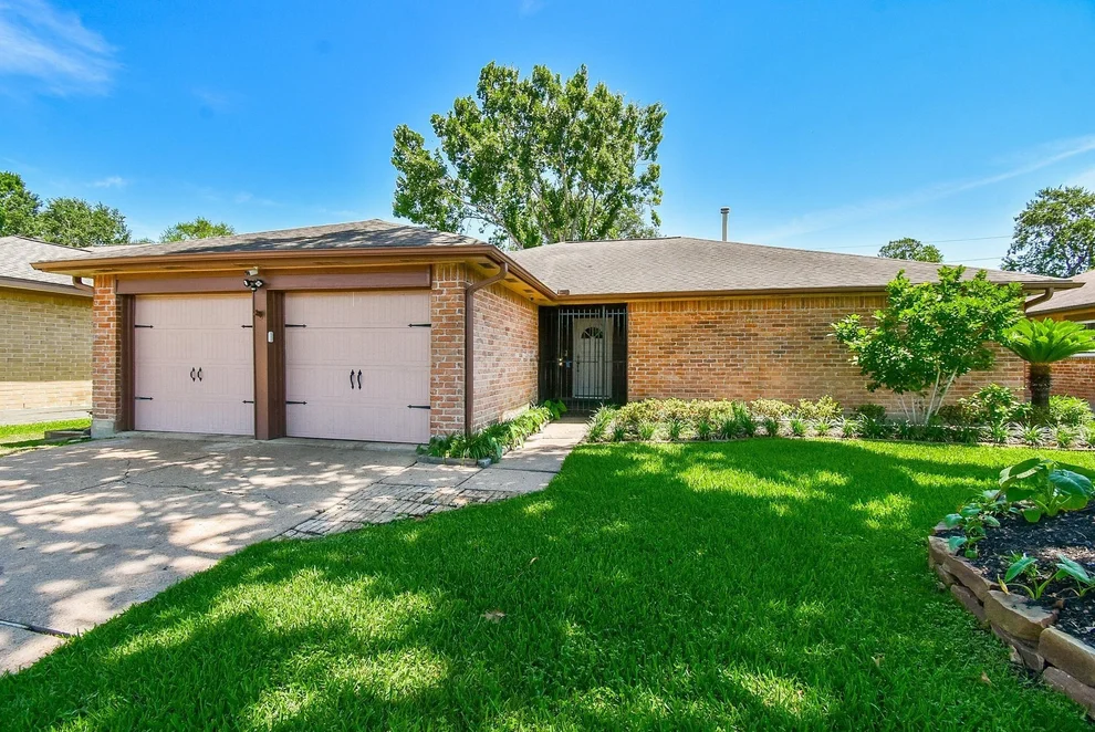Unit for sale at 3715 Golders Green Drive, Houston, TX 77082