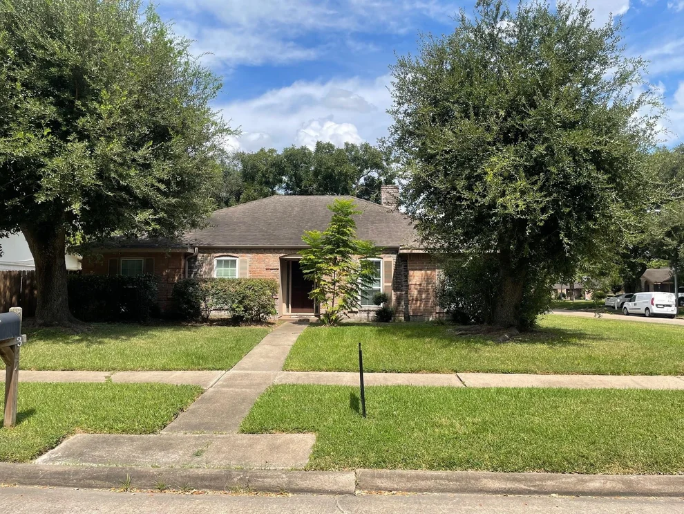 Unit for sale at 12327 Welland Drive, Houston, TX 77031